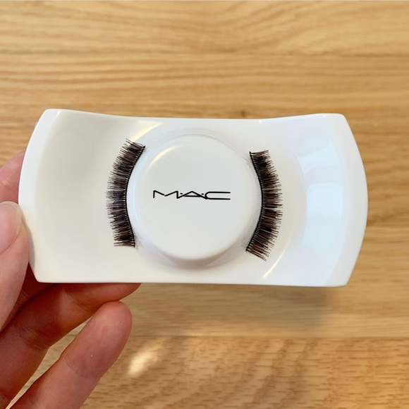 MAC false eyelashes style 46 - Picture 4 of 5